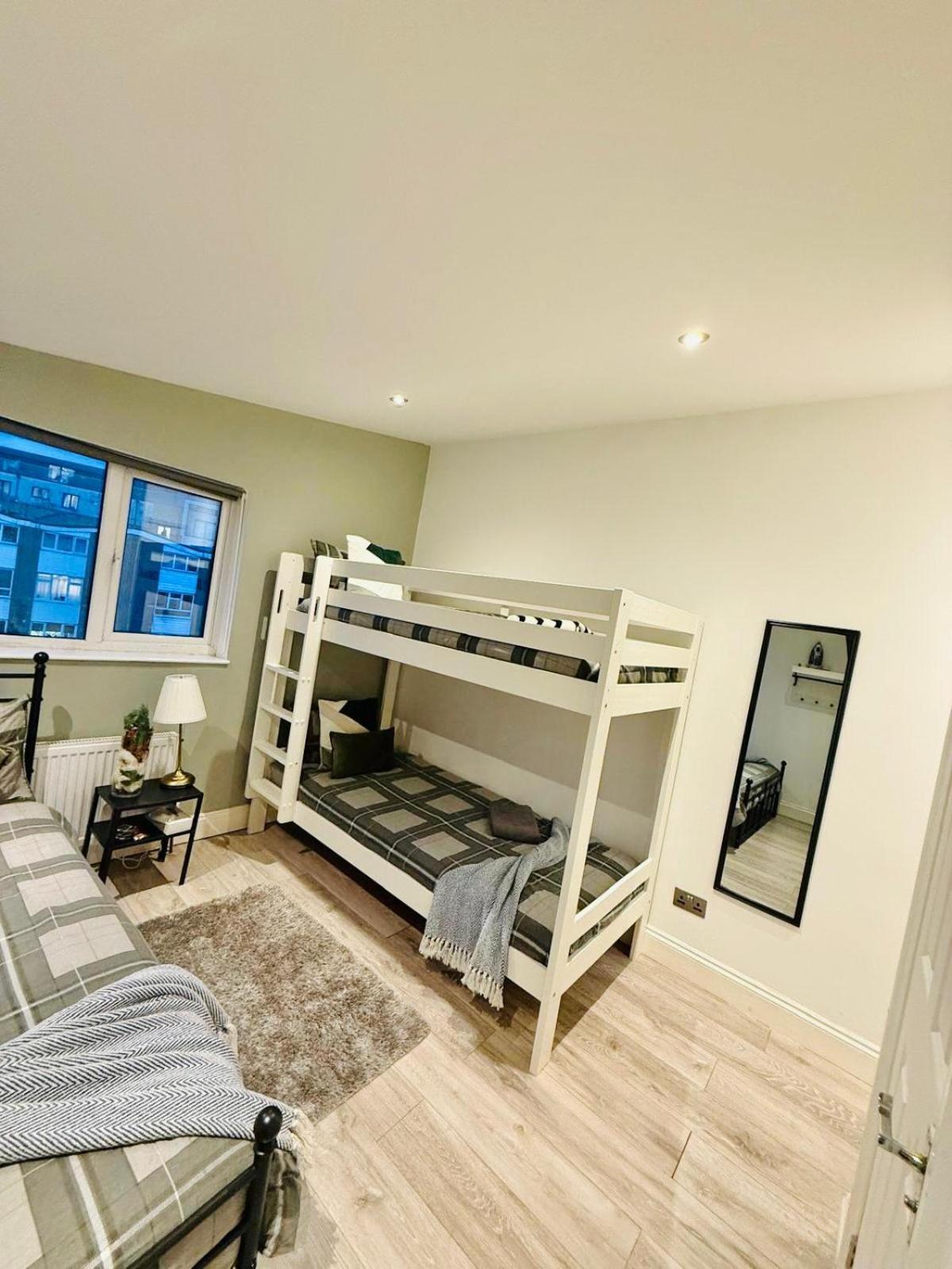 15 Min To Central London Guest Suites 22 Exterior foto